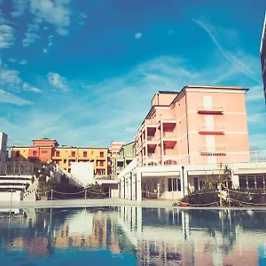 Resort Ai Pozzi Village &